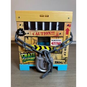 Crate Creatures Surprise Snort Hog Crate Lock and Chain - Replacement Accessory